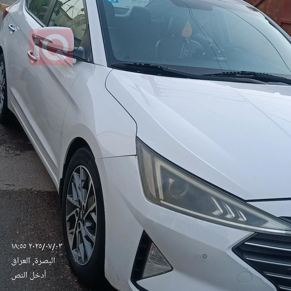 هیوندای ئەلەنترا